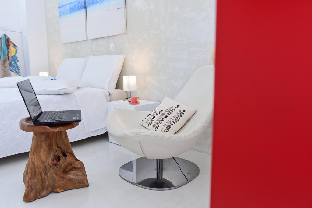 Ágios Matthaíos Mavres Luxury Studio מראה חיצוני תמונה